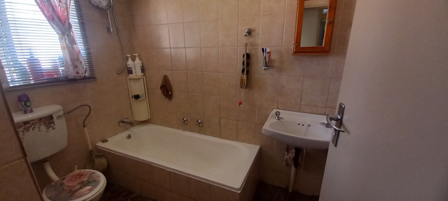 3 Bedroom Property for Sale in Aerorand Mpumalanga