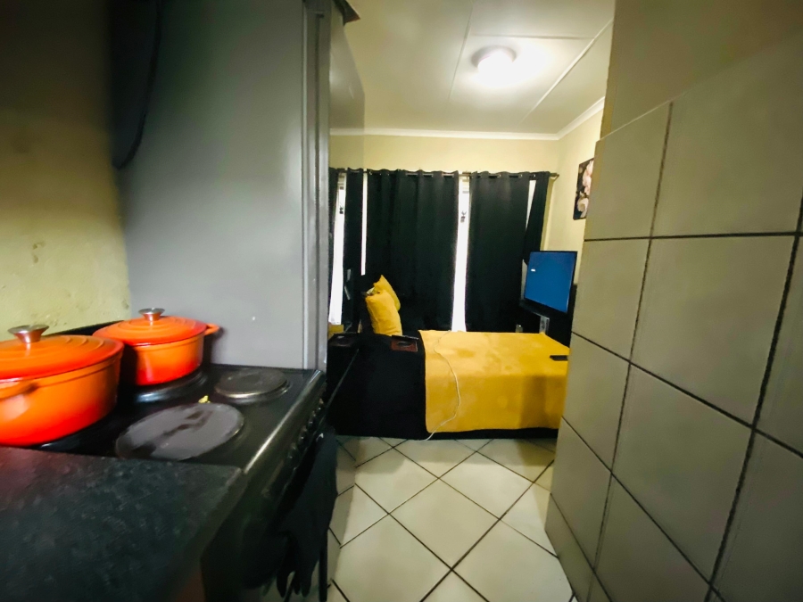 2 Bedroom Property for Sale in Nelspruit Ext 4 Mpumalanga