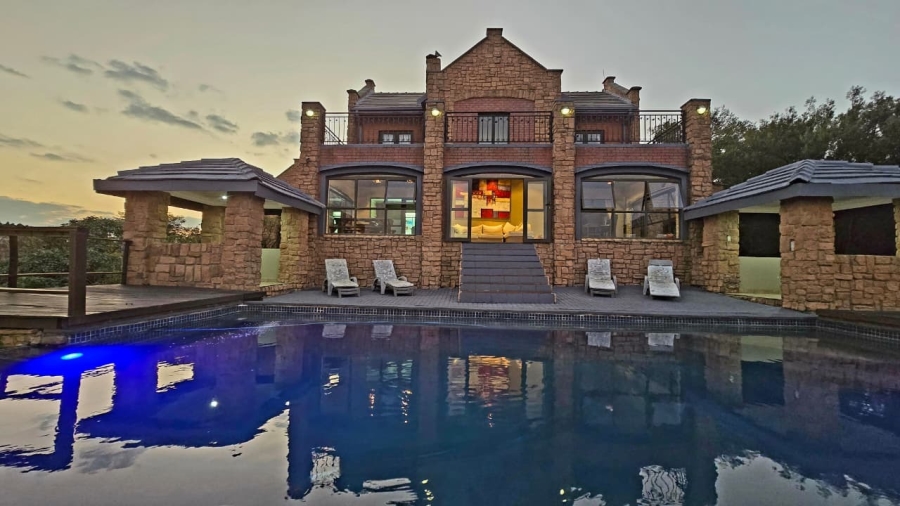 5 Bedroom Property for Sale in Dullstroom Mpumalanga