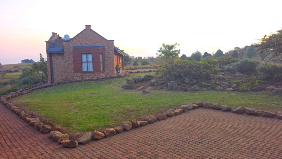 5 Bedroom Property for Sale in Dullstroom Mpumalanga