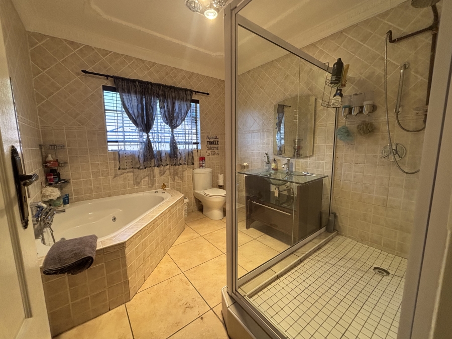 4 Bedroom Property for Sale in Die Heuwel Mpumalanga