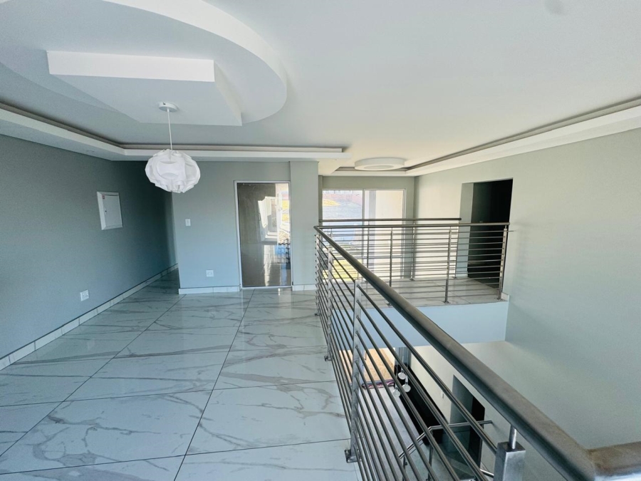 6 Bedroom Property for Sale in Model Park Mpumalanga