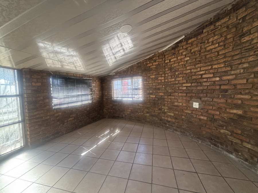 Commercial Property for Sale in Seekoeiwater Ah Mpumalanga