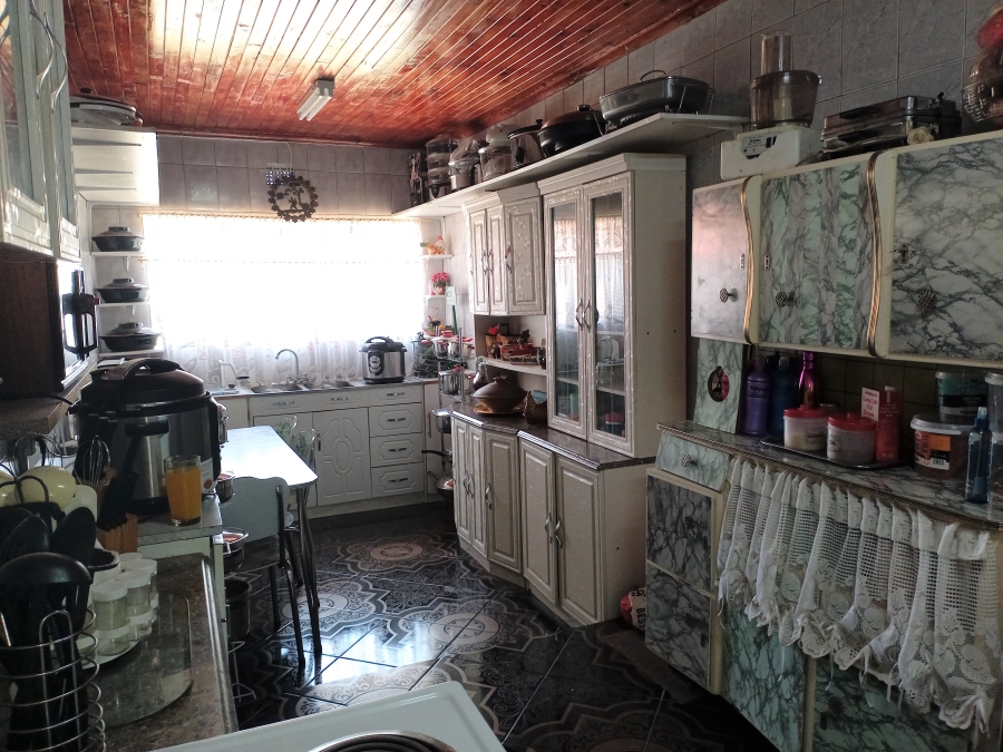 6 Bedroom Property for Sale in Volksrust Mpumalanga