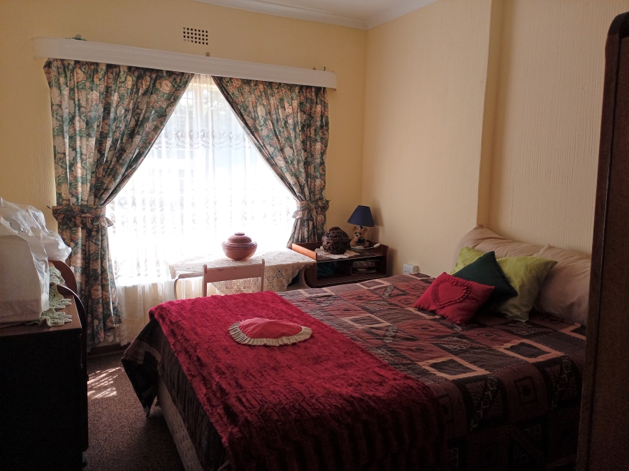 6 Bedroom Property for Sale in Volksrust Mpumalanga