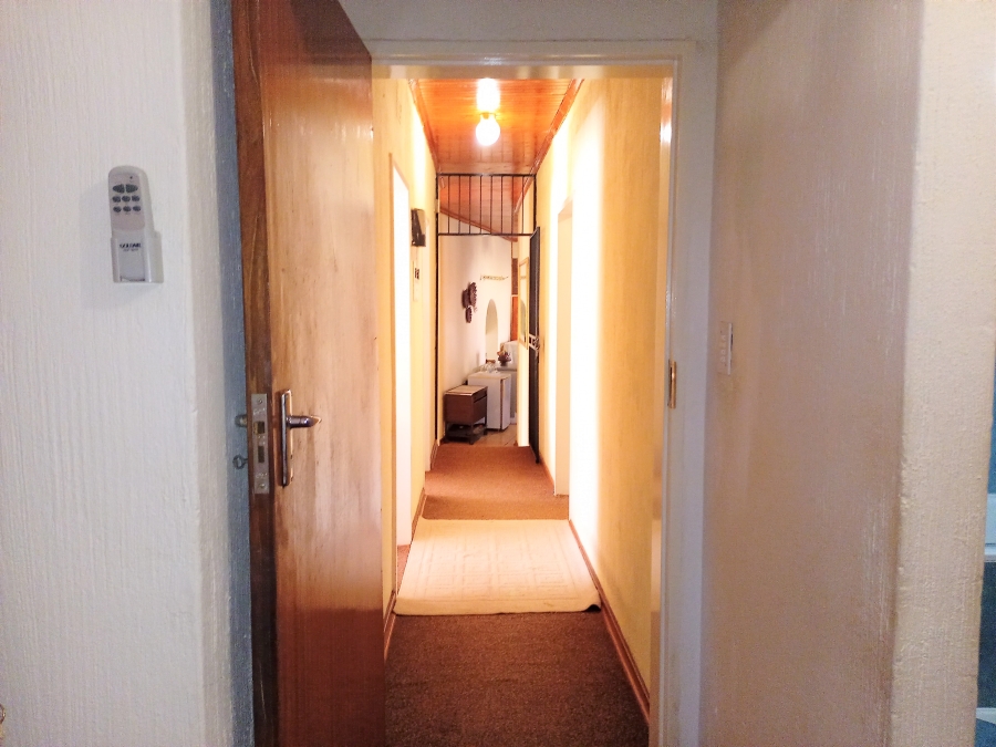6 Bedroom Property for Sale in Volksrust Mpumalanga