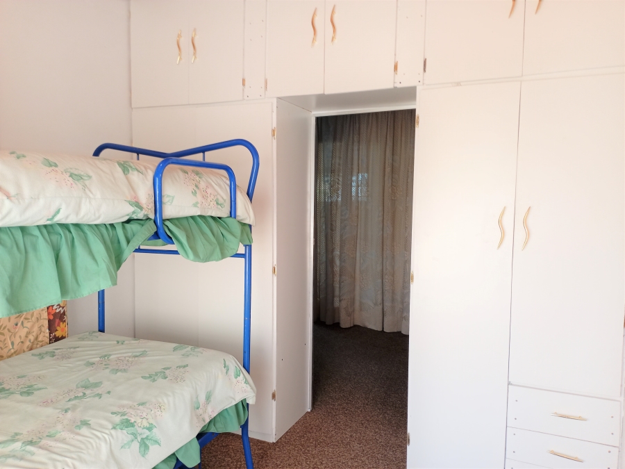 6 Bedroom Property for Sale in Volksrust Mpumalanga