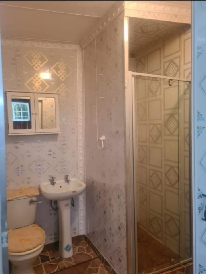 6 Bedroom Property for Sale in Volksrust Mpumalanga