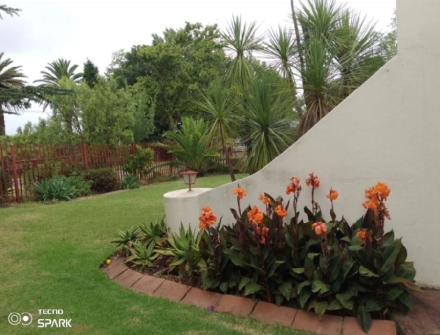 6 Bedroom Property for Sale in Volksrust Mpumalanga