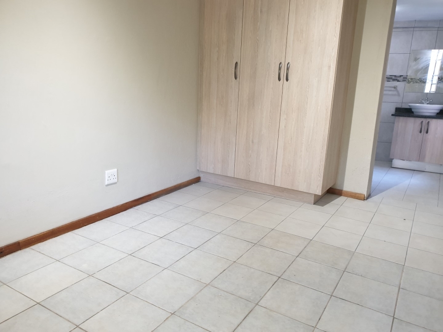 To Let 2 Bedroom Property for Rent in Steiltes Mpumalanga