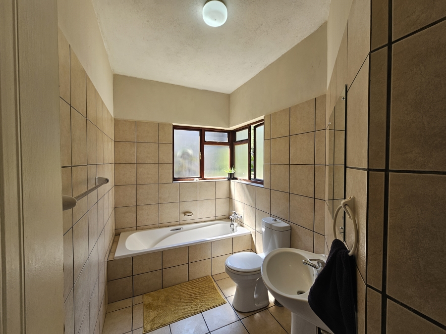 2 Bedroom Property for Sale in White River Ext 18 Mpumalanga