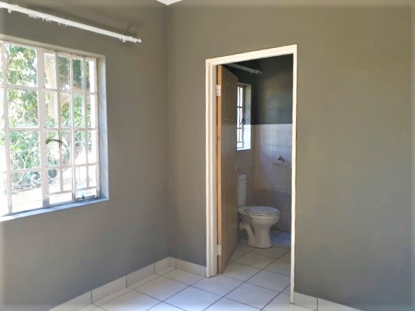 To Let 1 Bedroom Property for Rent in Nelspruit Mpumalanga