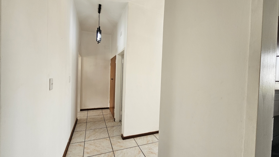 2 Bedroom Property for Sale in White River Mpumalanga