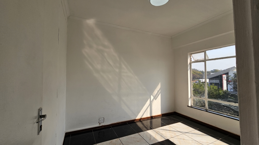 2 Bedroom Property for Sale in White River Mpumalanga