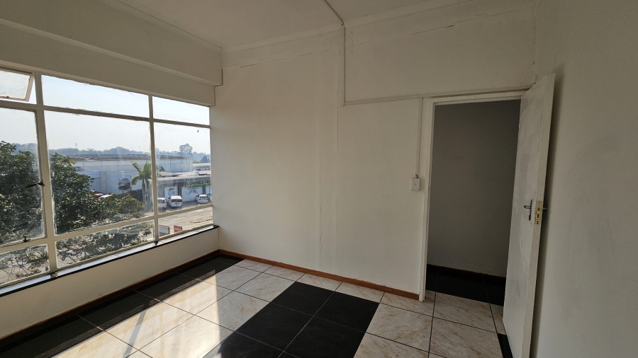 2 Bedroom Property for Sale in White River Mpumalanga