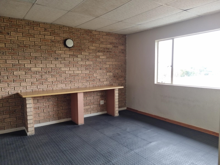 To Let commercial Property for Rent in Nelspruit Industrial Mpumalanga