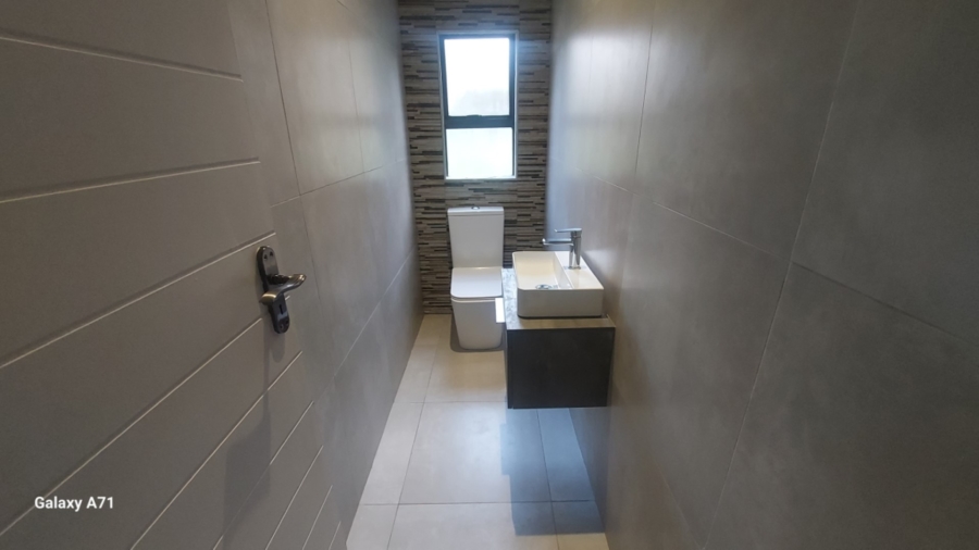 4 Bedroom Property for Sale in White River Mpumalanga