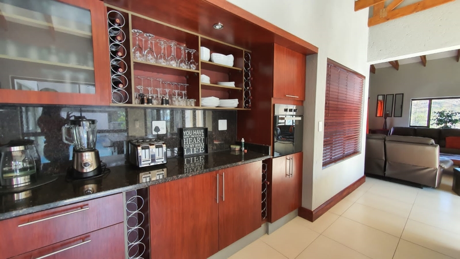 4 Bedroom Property for Sale in Sonheuwel Mpumalanga