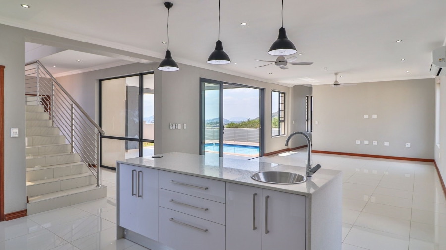 5 Bedroom Property for Sale in Sonheuwel Mpumalanga