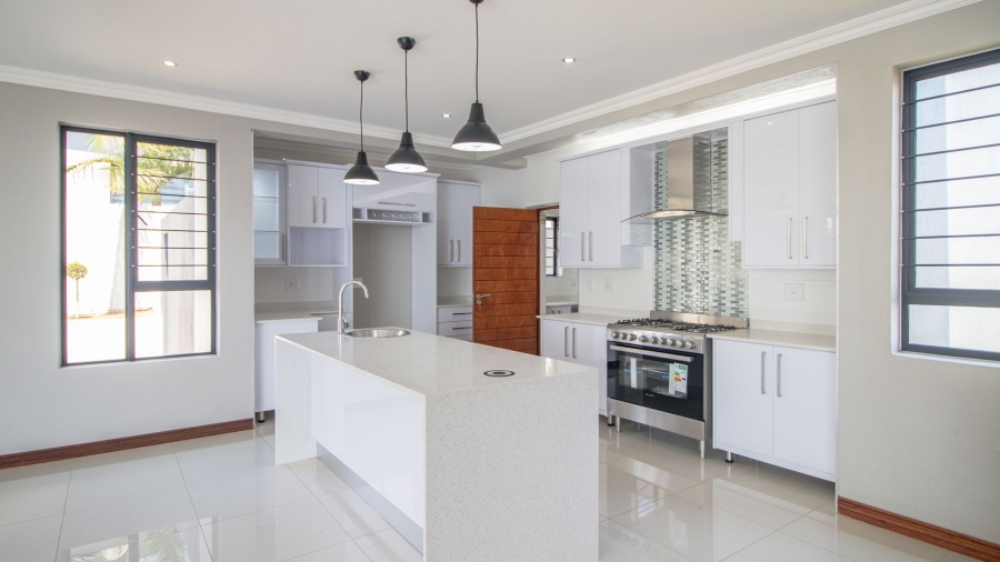 5 Bedroom Property for Sale in Sonheuwel Mpumalanga