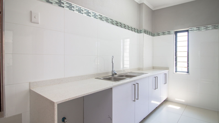 5 Bedroom Property for Sale in Sonheuwel Mpumalanga