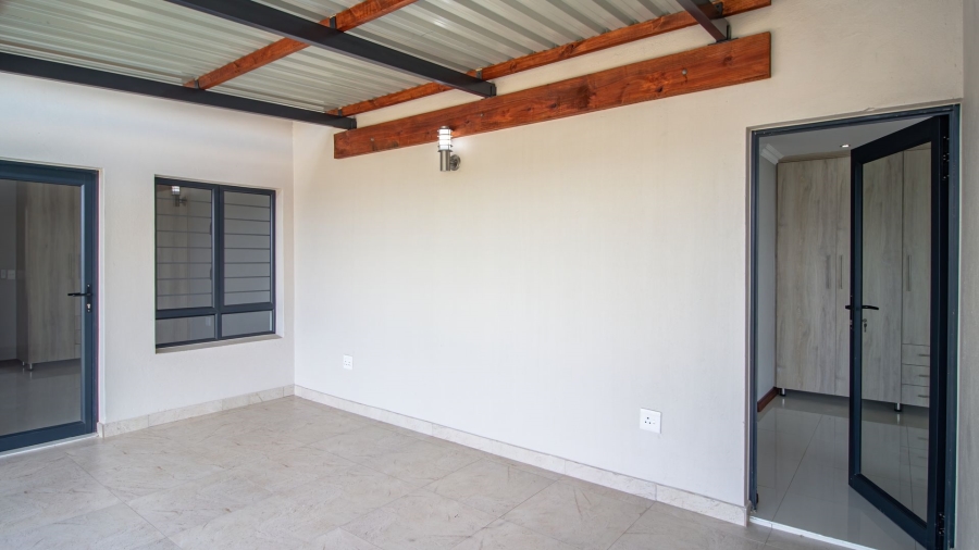 5 Bedroom Property for Sale in Sonheuwel Mpumalanga