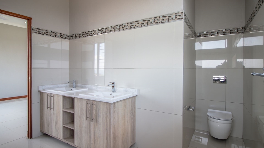 5 Bedroom Property for Sale in Sonheuwel Mpumalanga