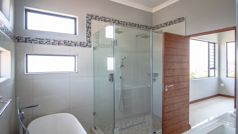 5 Bedroom Property for Sale in Sonheuwel Mpumalanga