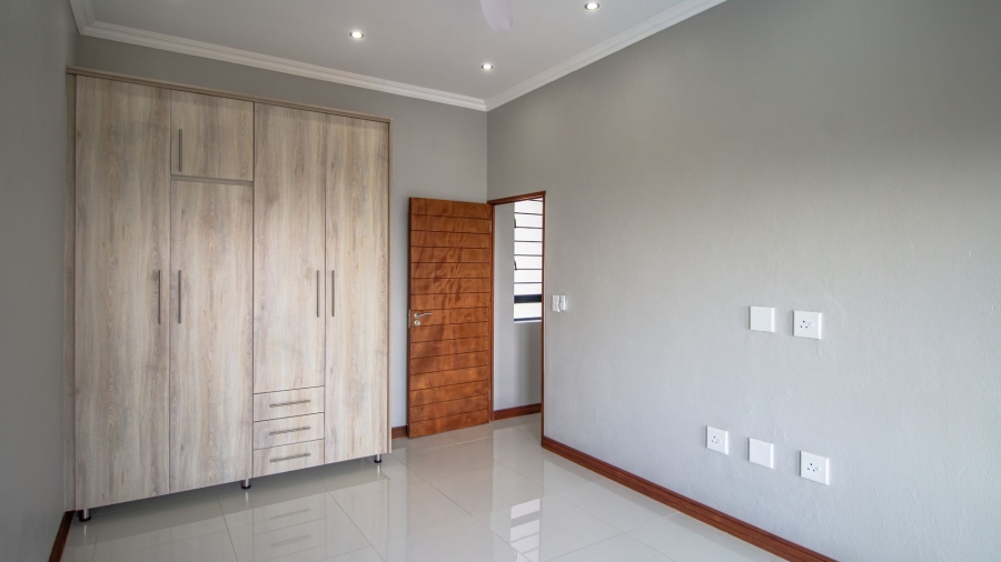 5 Bedroom Property for Sale in Sonheuwel Mpumalanga