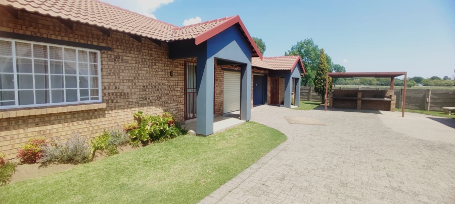 1 Bedroom Property for Sale in Secunda Mpumalanga