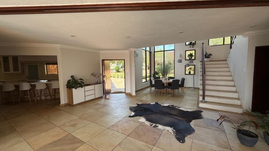 5 Bedroom Property for Sale in White River Country Estate Mpumalanga