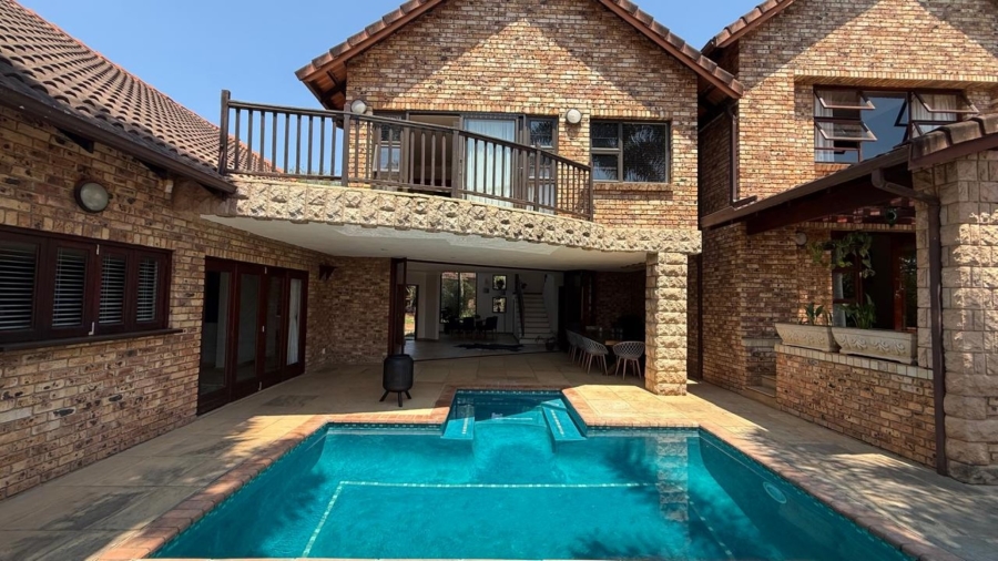 5 Bedroom Property for Sale in White River Country Estate Mpumalanga