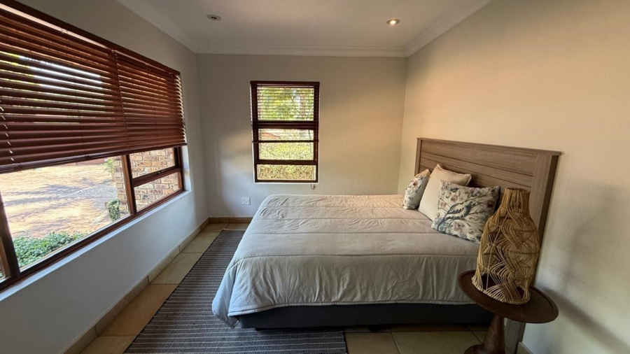5 Bedroom Property for Sale in White River Country Estate Mpumalanga