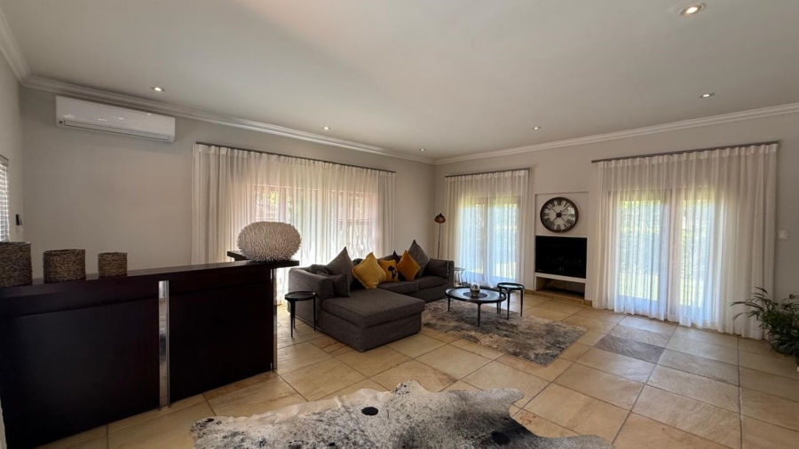5 Bedroom Property for Sale in White River Country Estate Mpumalanga