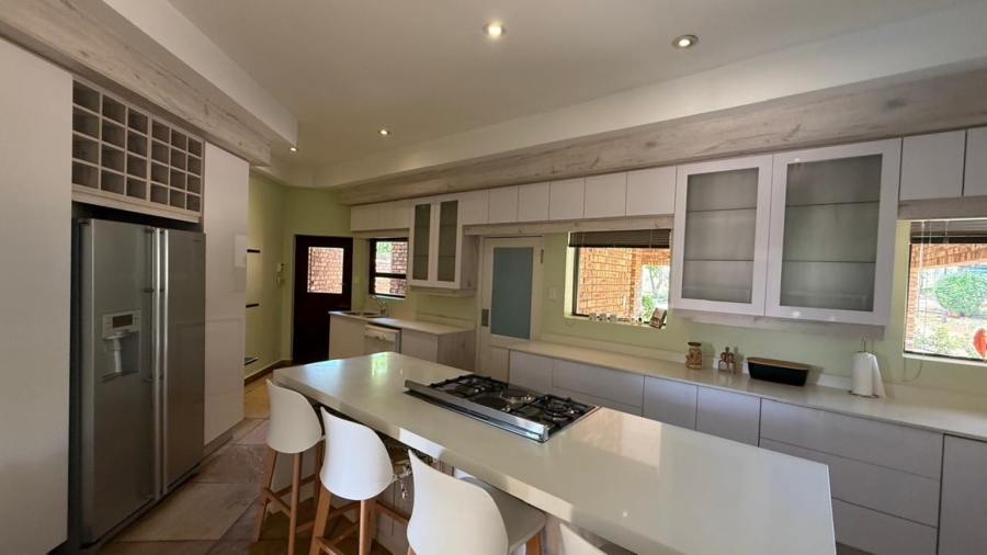 5 Bedroom Property for Sale in White River Country Estate Mpumalanga