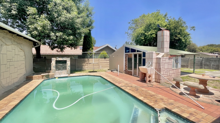 4 Bedroom Property for Sale in Secunda Mpumalanga