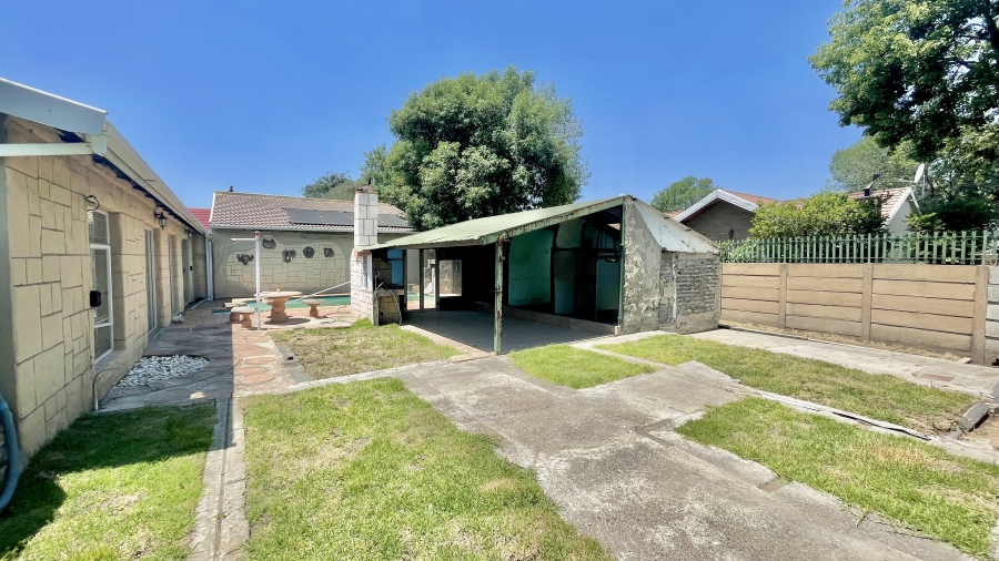 4 Bedroom Property for Sale in Secunda Mpumalanga