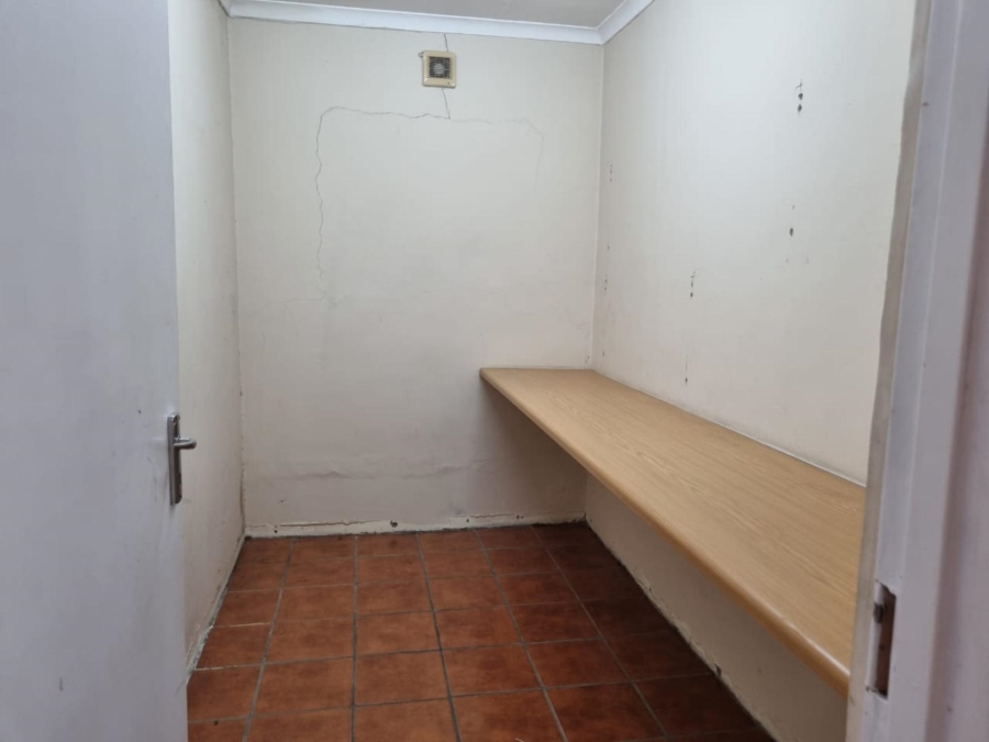 To Let commercial Property for Rent in Sonheuwel Mpumalanga