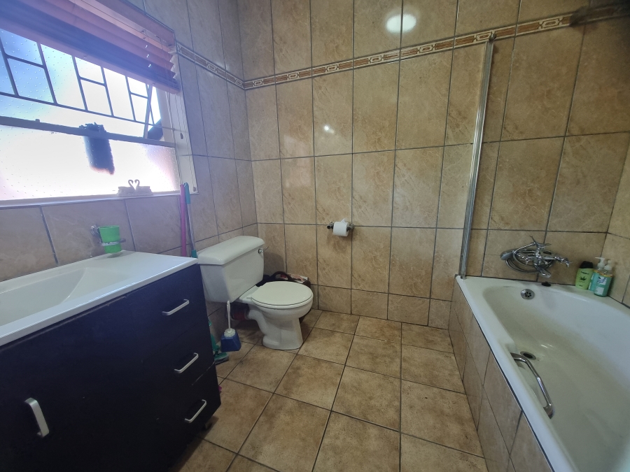 4 Bedroom Property for Sale in West Acres Mpumalanga