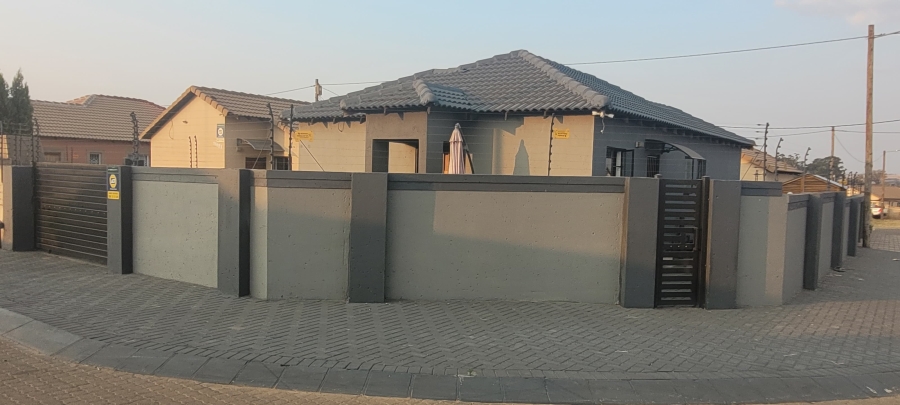 3 Bedroom Property for Sale in Hlalamandi Mpumalanga