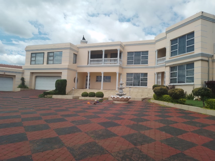 6 Bedroom Property for Sale in Die Heuwel Mpumalanga