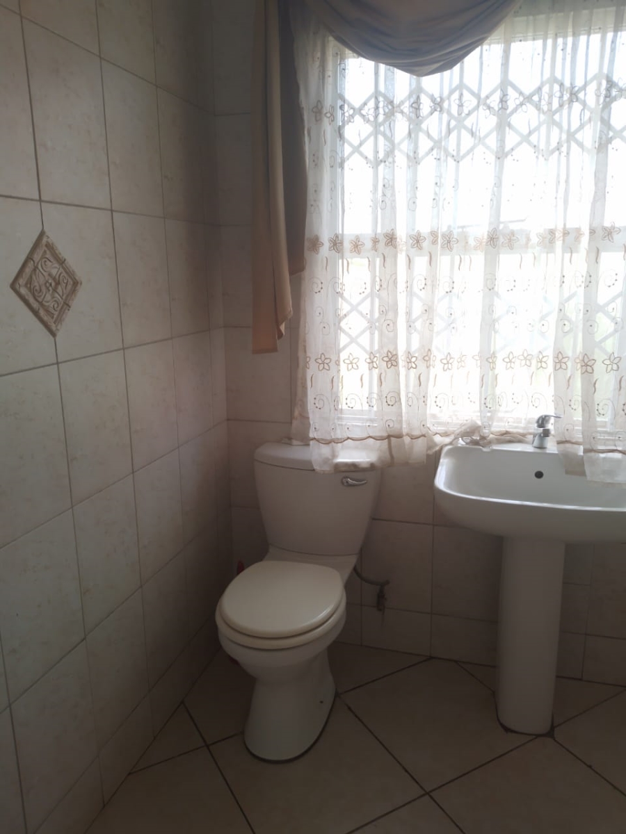 6 Bedroom Property for Sale in Die Heuwel Mpumalanga