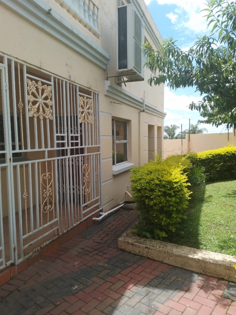 6 Bedroom Property for Sale in Die Heuwel Mpumalanga