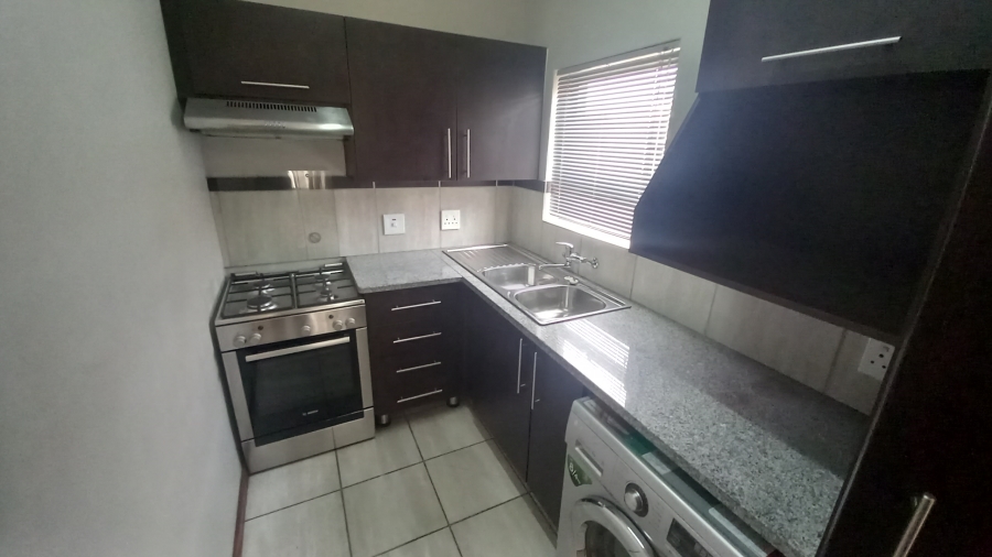 To Let 2 Bedroom Property for Rent in Terra Nova Mpumalanga