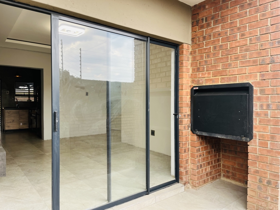 To Let 2 Bedroom Property for Rent in Middelburg Central Mpumalanga