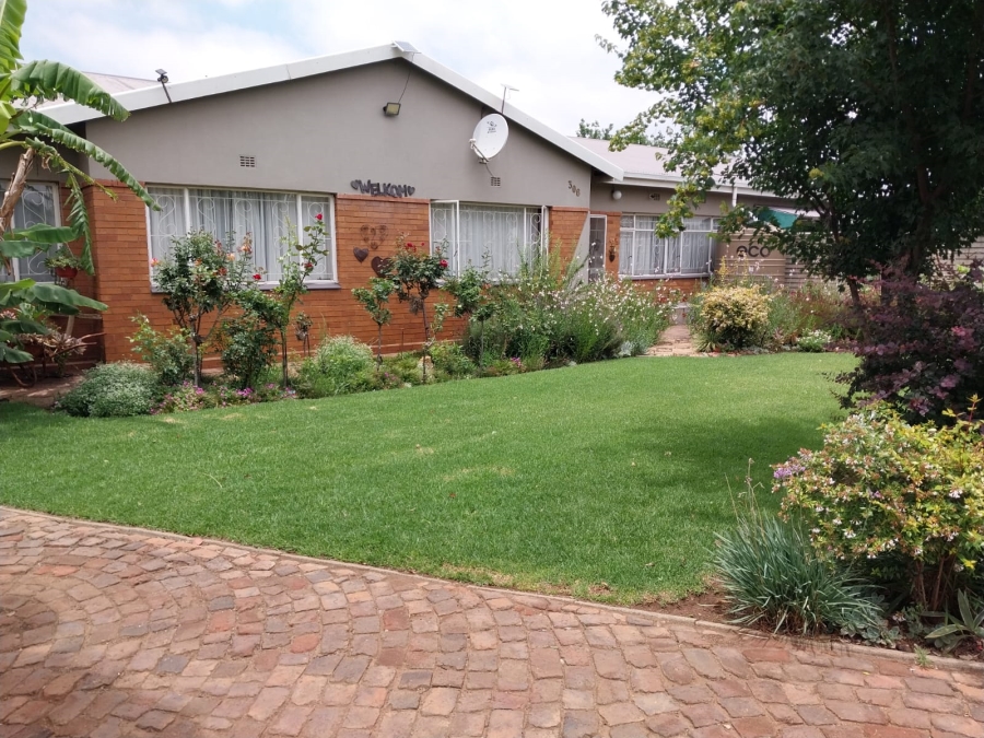 7 Bedroom Property for Sale in Eloff Mpumalanga