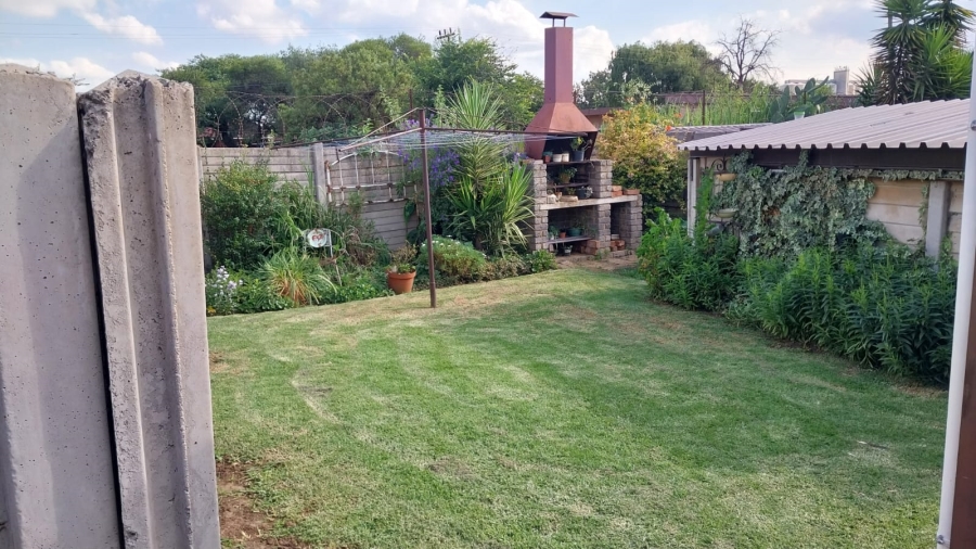 7 Bedroom Property for Sale in Eloff Mpumalanga