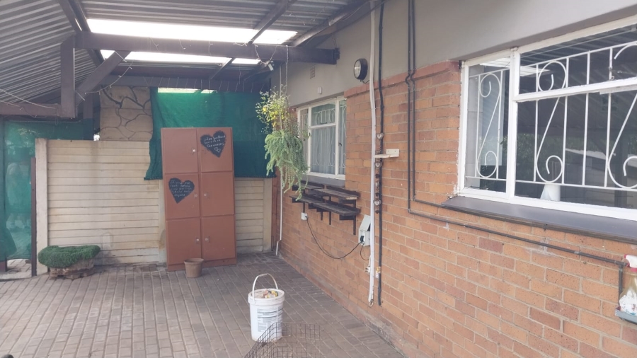 7 Bedroom Property for Sale in Eloff Mpumalanga