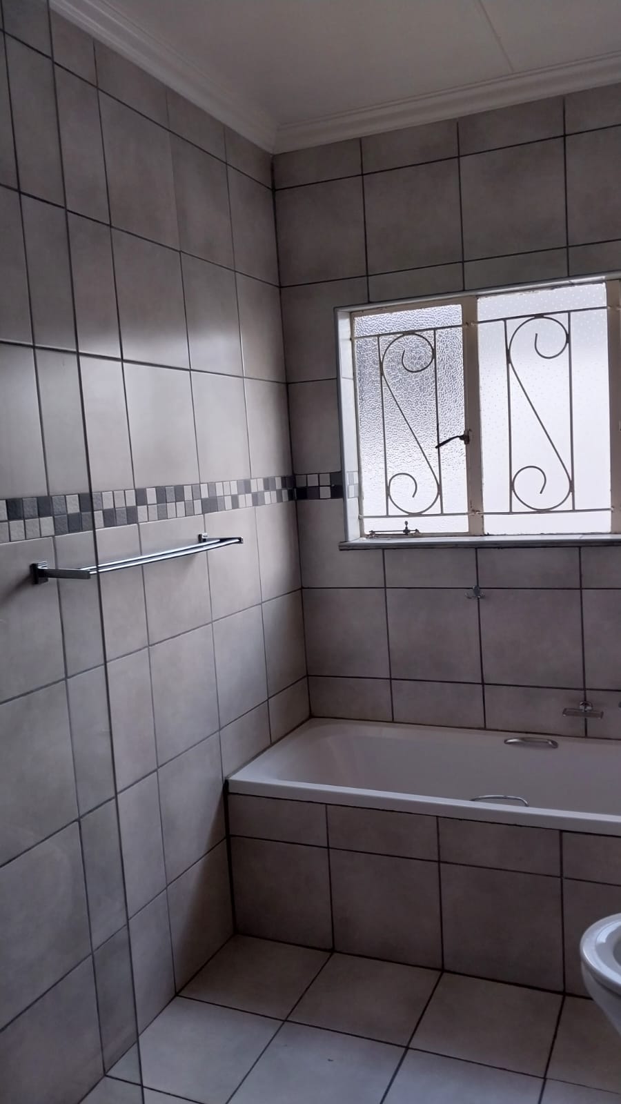 7 Bedroom Property for Sale in Eloff Mpumalanga