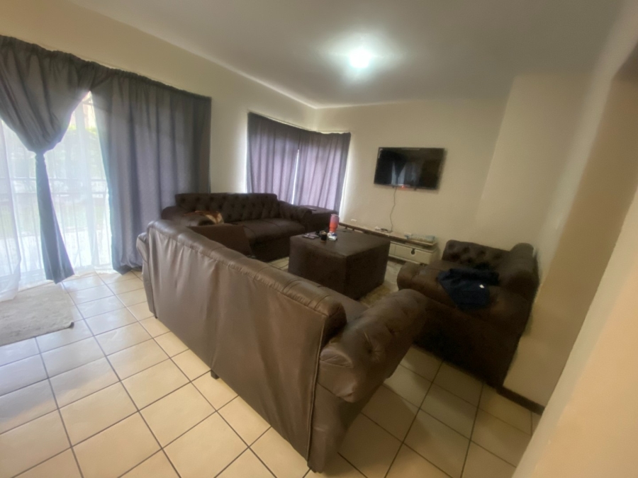 2 Bedroom Property for Sale in White River Ext 18 Mpumalanga